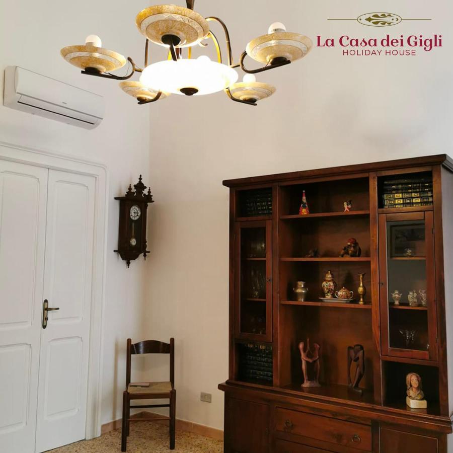 La Casa Dei Gigli Villa Lecce Exteriör bild